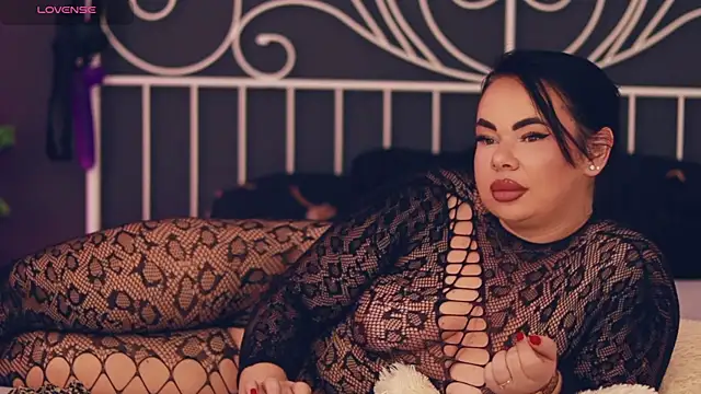 MissLilaa online show from 11-21-25, 04:28