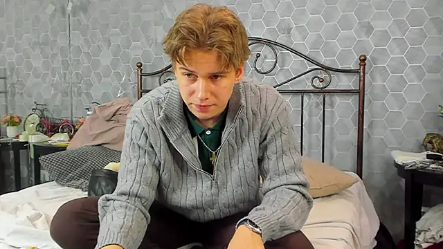 Marcus Swampov online show from 12-29-24, 03:13