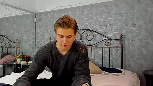 Marcus Swampov online show from 12-20-24, 03:36