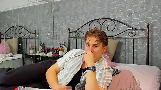 Marcus Swampov online show from 12-24-24, 08:11