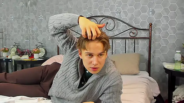 Marcus Swampov online show from 12-29-24, 11:39