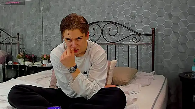 Marcus Swampov online show from 12-15-24, 11:01