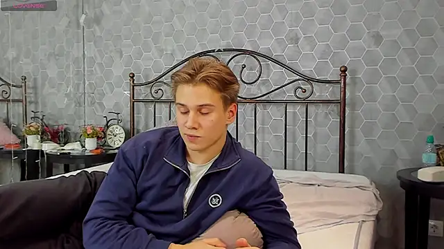 Marcus Swampov online show from 12-12-24, 06:03