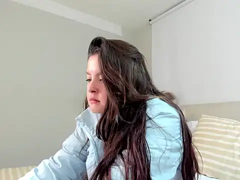 AmandaCallum online show from 05-03-26, 04:39