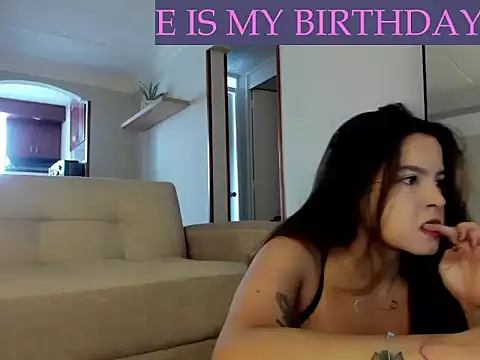 Snapshot of AmandaCallum chatting on 06-15-26, 03:12 AmandaCallum online show from 06-15-26, 03:12