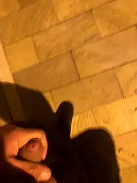 CrazyBoy95 online show from 11-10-25, 10:59