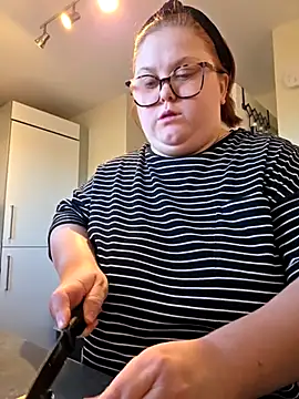 Tallulah-mae-xoxox online show from 11-08-25, 03:26