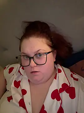Snapshot of Tallulah-mae-xoxox chatting on 02-25-25, 08:21 Tallulah-mae-xoxox online show from 02-25-25, 08:21