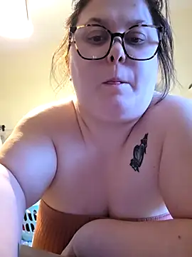 Tallulah-mae-xoxox online show from 12-18-25, 01:26