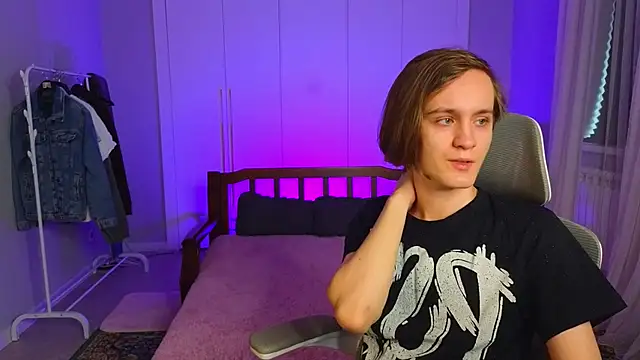 nikompell online show from 02-27-25, 04:24