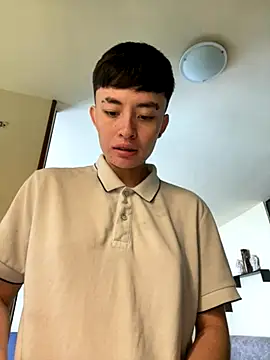 Snapshot of nico_18x chatting on 10-17-25, 05:59 nico 18x online show from 10-17-25, 05:59
