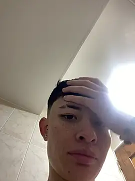 Snapshot of nico_18x chatting on 03-18-25, 02:17 nico 18x online show from 03-18-25, 02:17