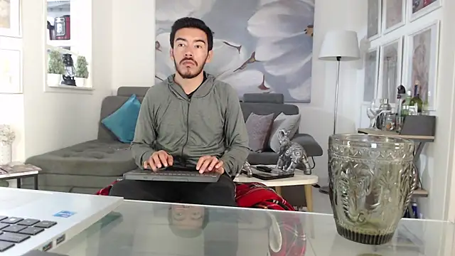 lexxandbusterr online show from 10-28-25, 04:50