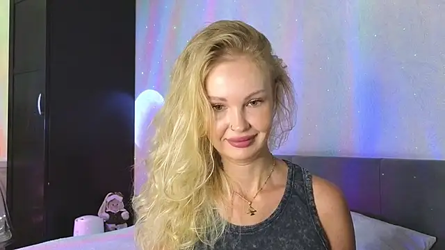Snapshot of Erotic_Ann chatting on 07-12-26, 04:24 Erotic Ann online show from 07-12-26, 04:24