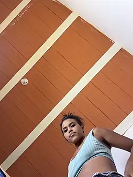 Romiinajackson online show from 04-30-26, 07:43