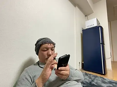 Snapshot of Grandpa29hijii chatting on 02-27-25, 12:45 Grandpa29hijii online show from 02-27-25, 12:45