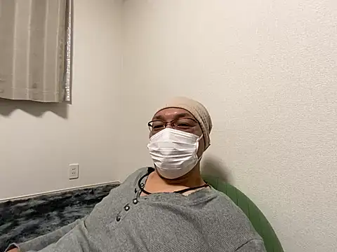 Snapshot of Grandpa29hijii chatting on 02-18-25, 01:11 Grandpa29hijii online show from 02-18-25, 01:11