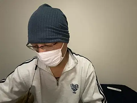 Snapshot of Grandpa29hijii chatting on 01-27-25, 01:09 Grandpa29hijii online show from 01-27-25, 01:09