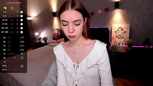 Snapshot of MilliBrown_ chatting on 09-12-25, 08:14 MilliBrown  online show from 09-12-25, 08:14