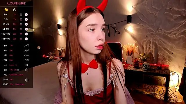 Snapshot of MilliBrown_ chatting on 10-24-25, 08:24 MilliBrown  online show from 10-24-25, 08:24