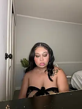 camiliaskye online show from 02-08-26, 04:32
