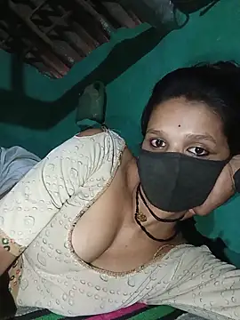 Snapshot of Hoty_girl_143 chatting on 05-20-26, 03:58 Hoty girl 143 online show from 05-20-26, 03:58