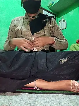 Hoty girl 143 online show from 02-11-26, 02:11