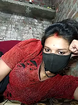 Snapshot of Hoty_girl_143 chatting on 04-26-26, 01:58 Hoty girl 143 online show from 04-26-26, 01:58