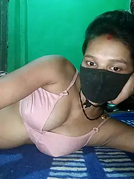 Snapshot of Hoty_girl_143 chatting on 04-17-26, 01:30 Hoty girl 143 online show from 04-17-26, 01:30