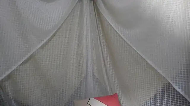 Snapshot of IsabellaBlacky chatting on 10-08-25, 02:46 IsabellaBlacky online show from 10-08-25, 02:46