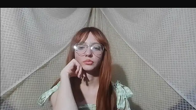 Snapshot of IsabellaBlacky chatting on 10-05-25, 02:35 IsabellaBlacky online show from 10-05-25, 02:35