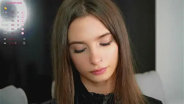 Snapshot of EvaLung777 chatting on 09-12-25, 07:52 EvaLung777 online show from 09-12-25, 07:52