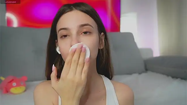 Snapshot of EvaLung777 chatting on 03-05-25, 08:21 EvaLung777 online show from 03-05-25, 08:21