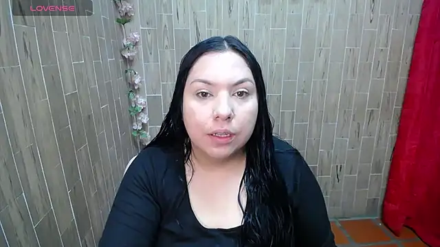 solyeria online show from 12-18-25, 03:55