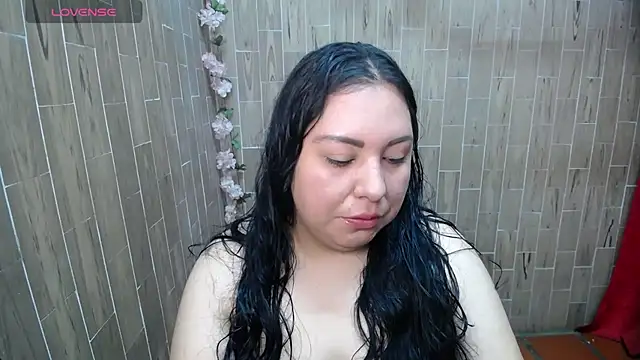 solyeria online show from 05-25-26, 01:32