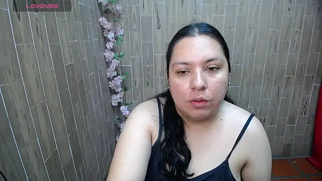 solyeria online show from 05-31-26, 06:09