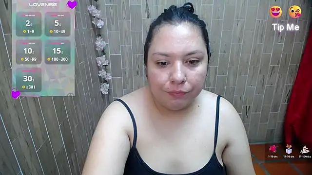 solyeria online show from 03-26-26, 04:00