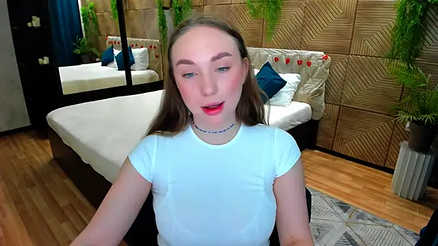 Snapshot of TrueReincarnation chatting on 05-17-26, 10:15 TrueReincarnation online show from 05-17-26, 10:15