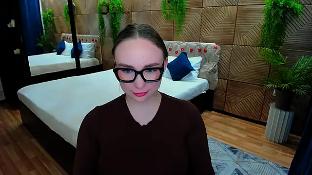 Snapshot of TrueReincarnation chatting on 04-30-26, 10:22 TrueReincarnation online show from 04-30-26, 10:22