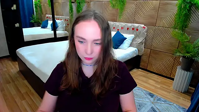 Snapshot of TrueReincarnation chatting on 05-14-26, 04:20 TrueReincarnation online show from 05-14-26, 04:20