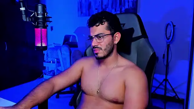 BrunoD31 online show from 11-09-25, 05:22