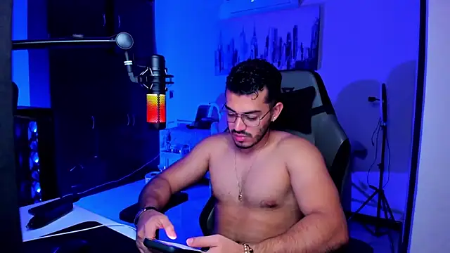 BrunoD31 online show from 12-03-25, 05:19