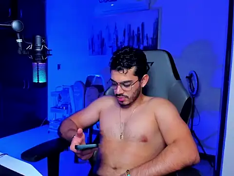 BrunoD31 online show from 02-17-26, 04:32