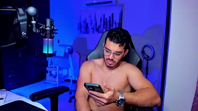 BrunoD31 online show from 04-09-26, 04:25