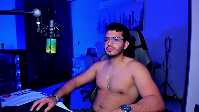 BrunoD31 online show from 11-17-25, 03:43