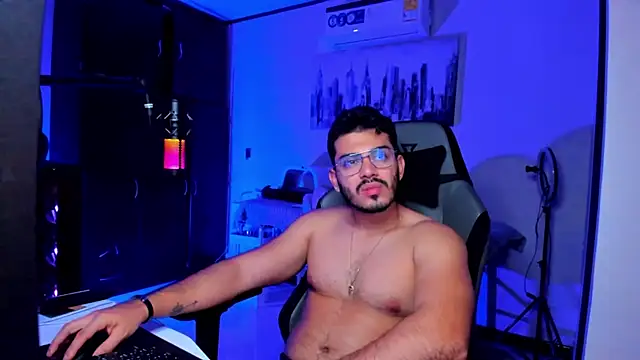 BrunoD31 online show from 12-15-25, 04:29