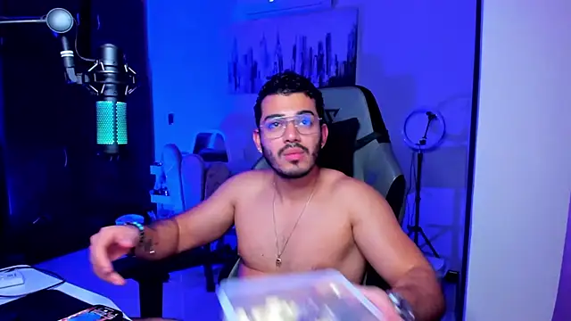 BrunoD31 online show from 11-23-25, 07:18