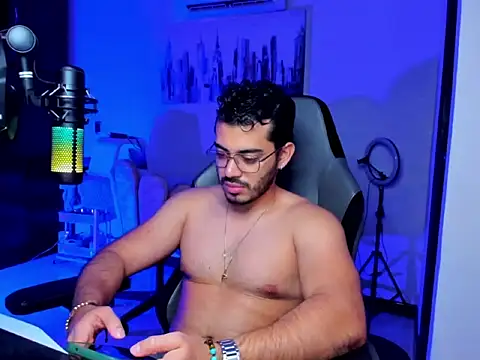 BrunoD31 online show from 04-17-26, 03:20