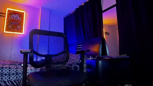 Giomar Reyes online show from 03-21-25, 06:38