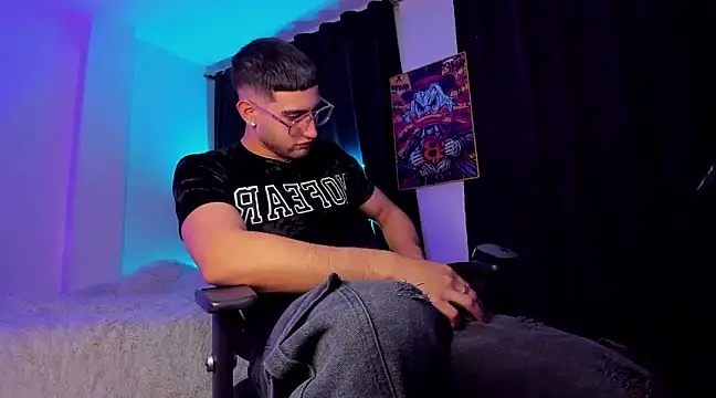 Giomar Reyes online show from 01-26-25, 03:06